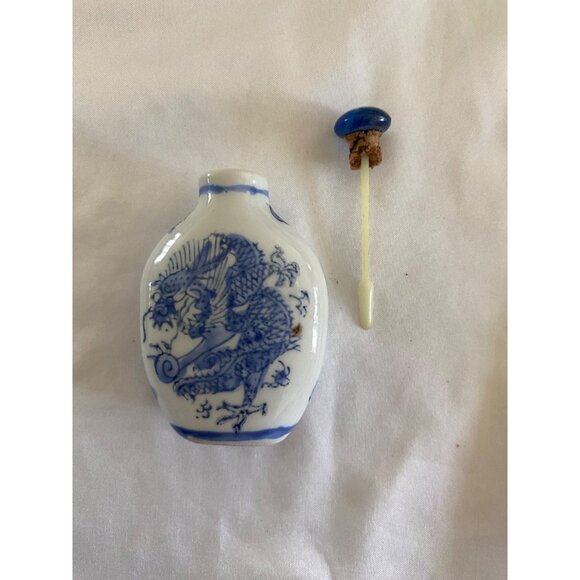 Antique Chinese Blue and White Porcelain Snuff Bottle With Mark 2” X 1.5” - Picture 6 of 9